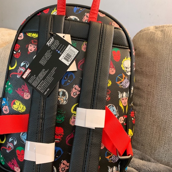 Loungefly marvel avengers small backpack NWT - Picture 2 of 2
